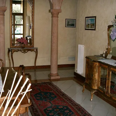 בית כפרי Monte Tondo Winery *