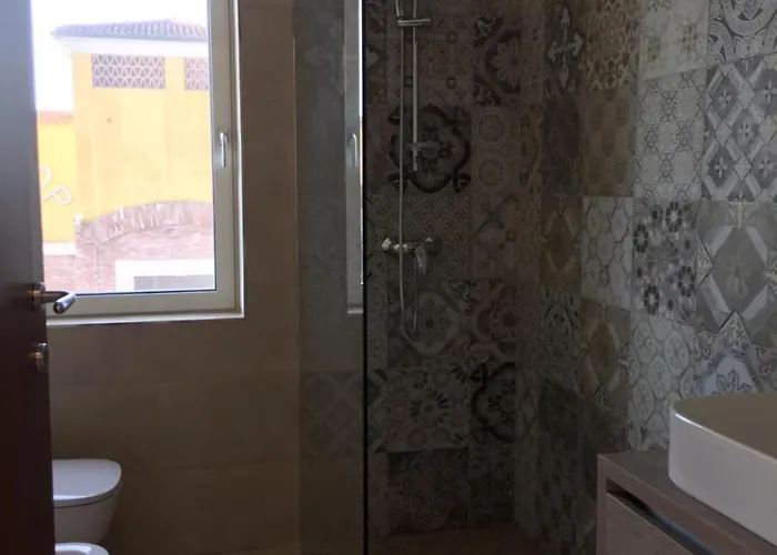 Monte Tondo Winery E *